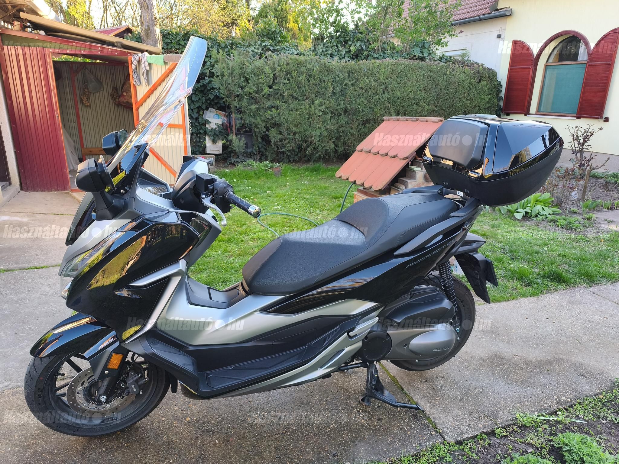 HONDA FORZA 300 2020/5 - 1