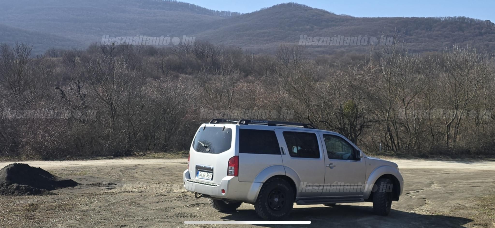 NISSAN PATHFINDER 2006/7 - 1