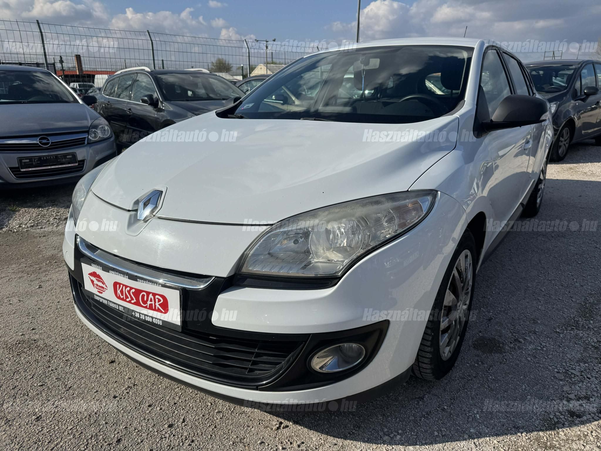 RENAULT MEGANE 2013 - 1