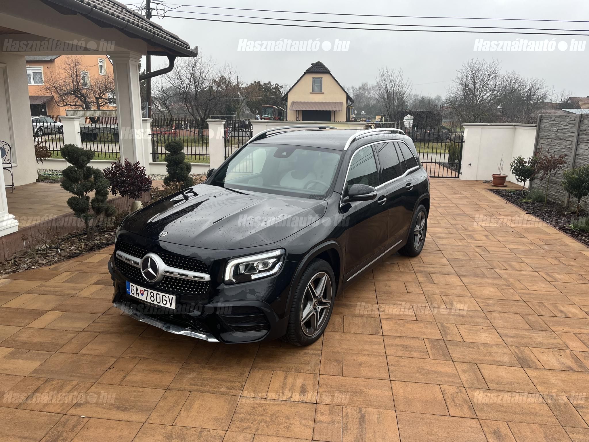 MERCEDES-BENZ GLB 200 2022/8 - 1