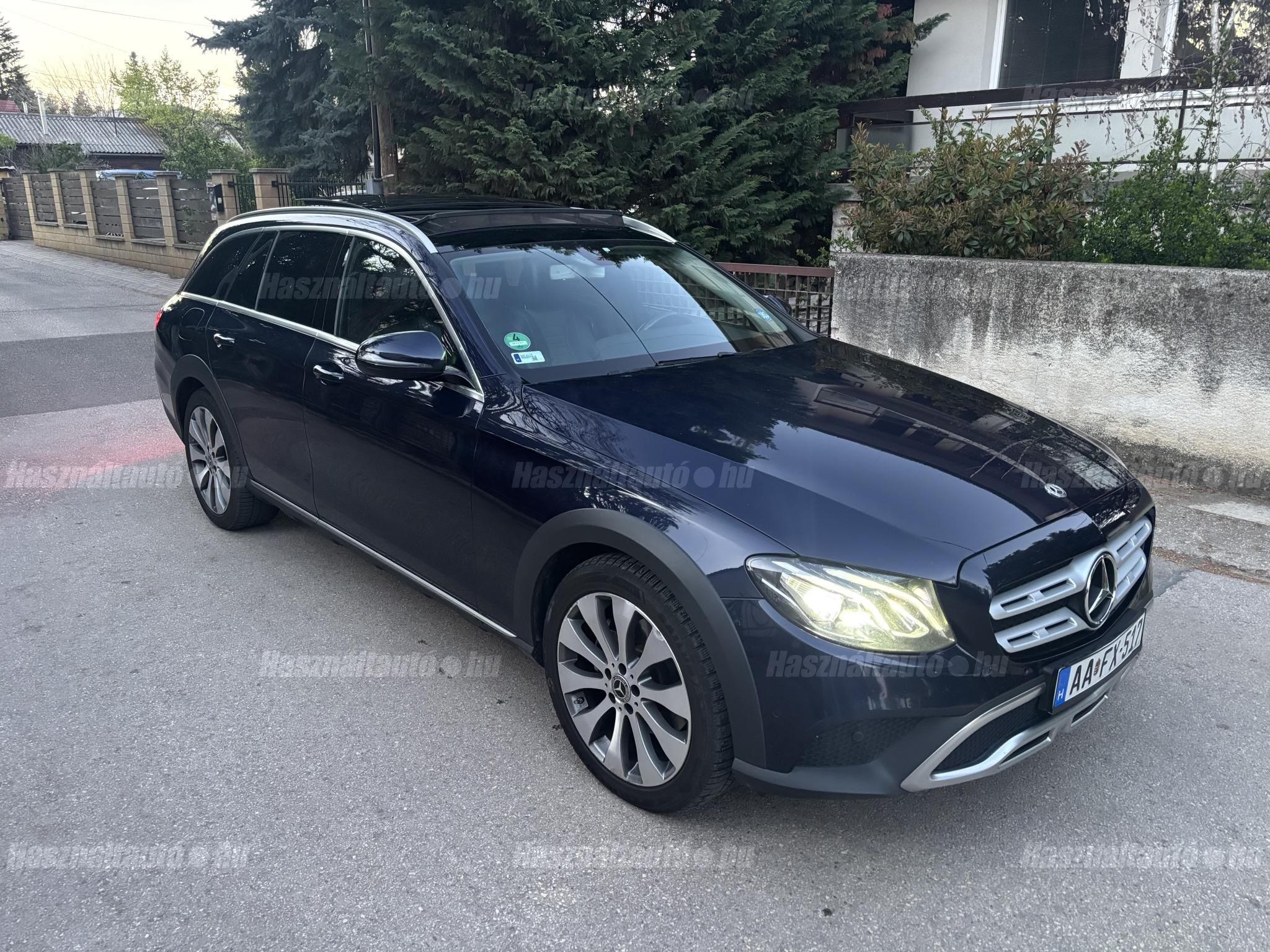 MERCEDES-BENZ E-OSZTÁLY 2019/1 - 1