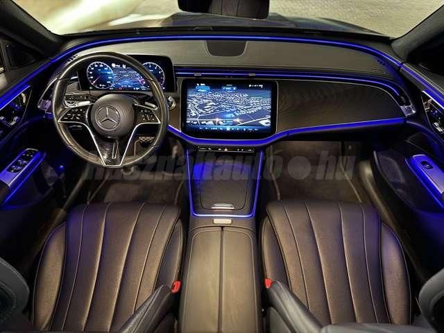 MERCEDES-BENZ E 200 2024/8 - 1