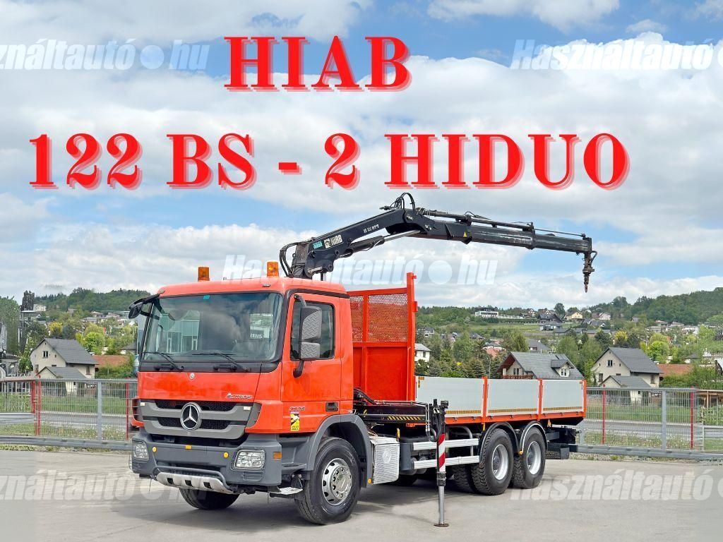 MERCEDES-BENZ 2013/6 - 1