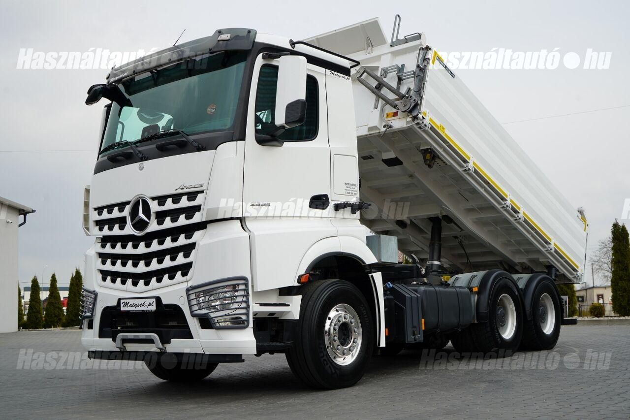 MERCEDES-BENZ 2017/1 - 1