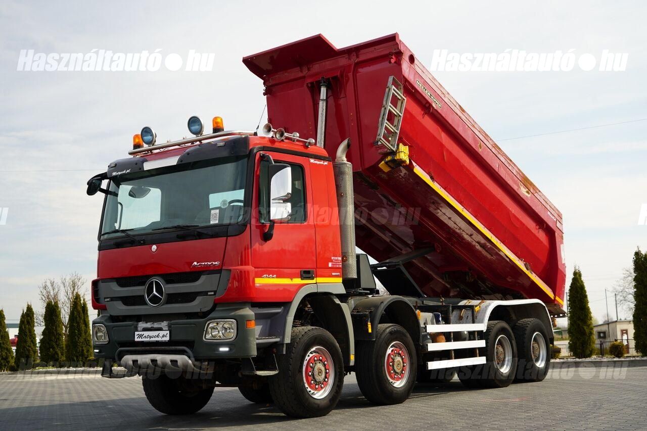MERCEDES-BENZ 2012/1 - 1