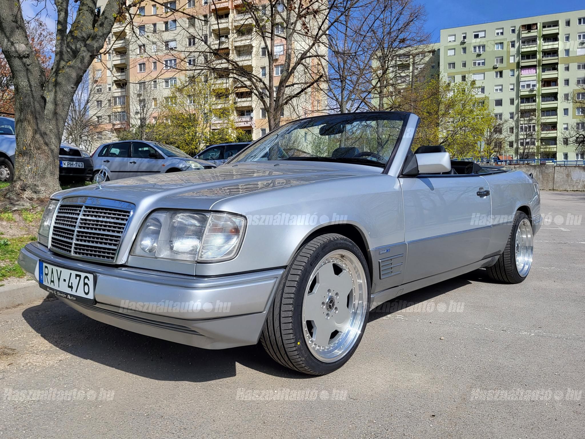 MERCEDES-BENZ E 220 1996/8 - 1