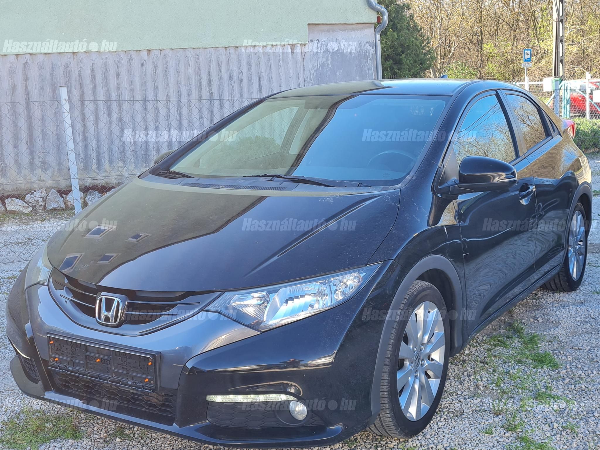 HONDA CIVIC 2012/9 - 1