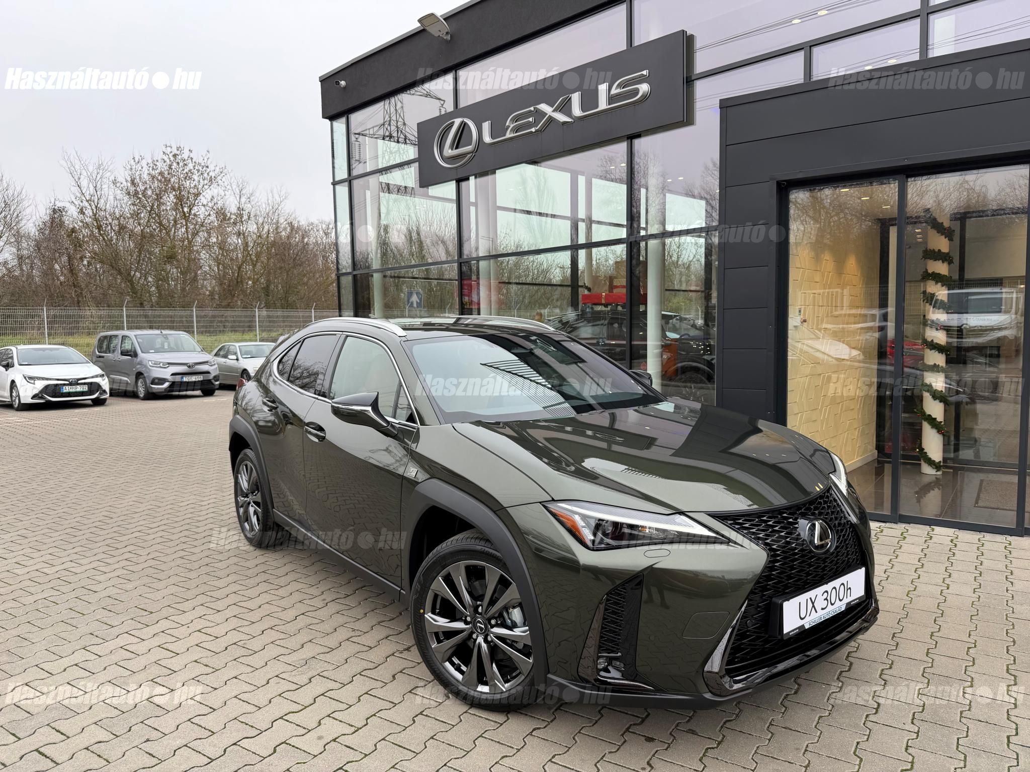 LEXUS UX 2025 - 1