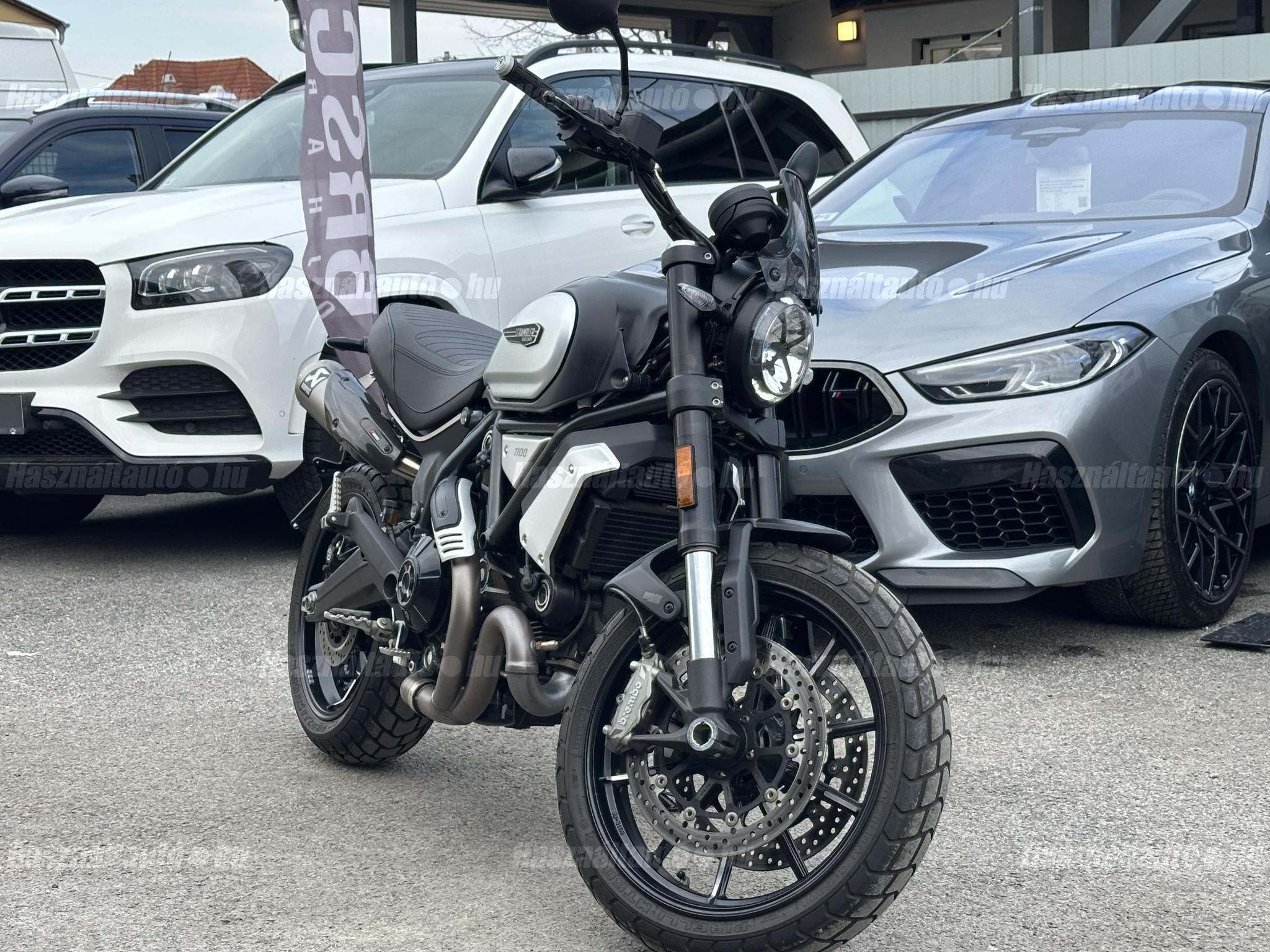 DUCATI SCRAMBLER 1100 2022/6 - 1