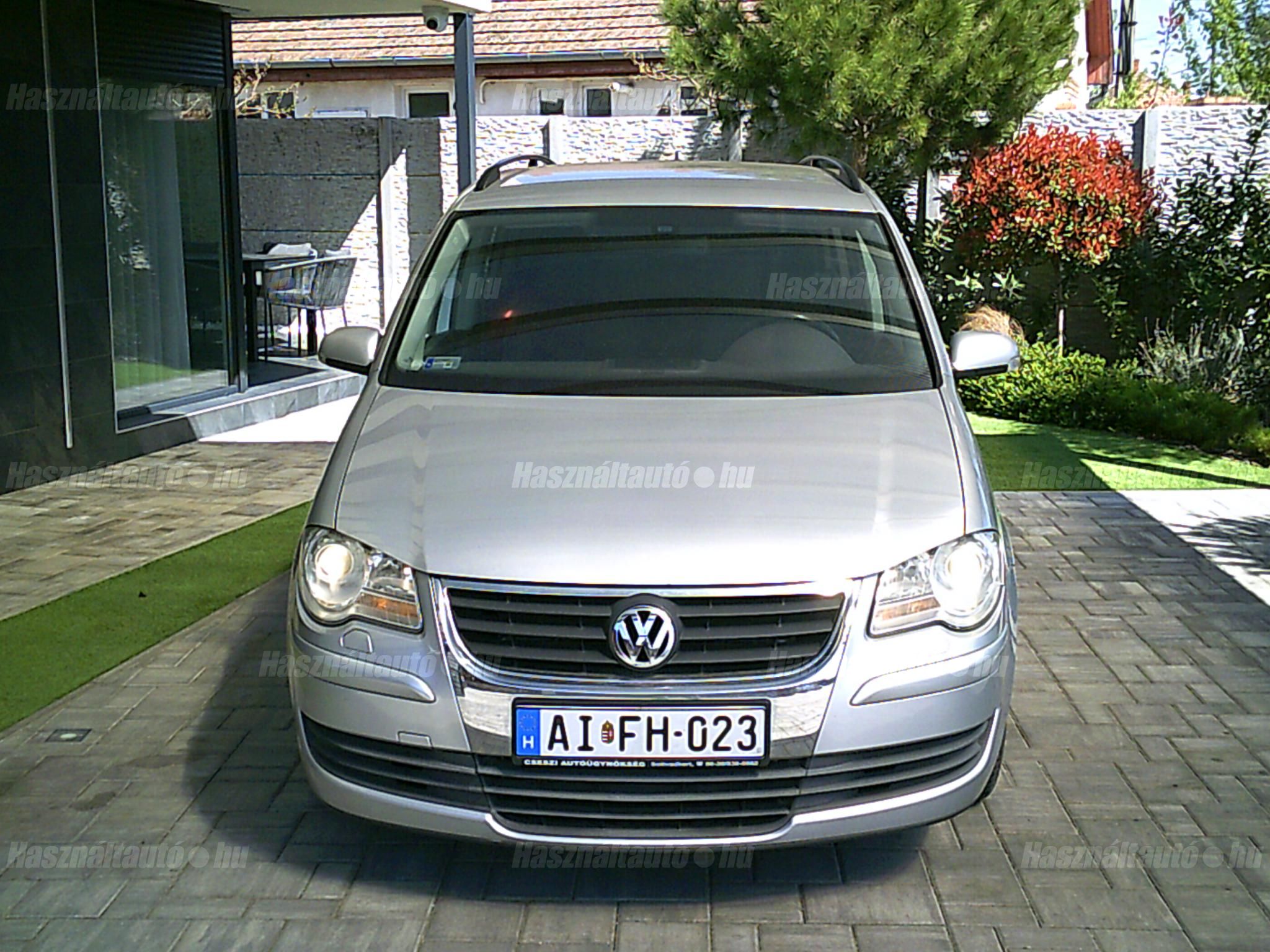 VOLKSWAGEN TOURAN 2009/5 - 1