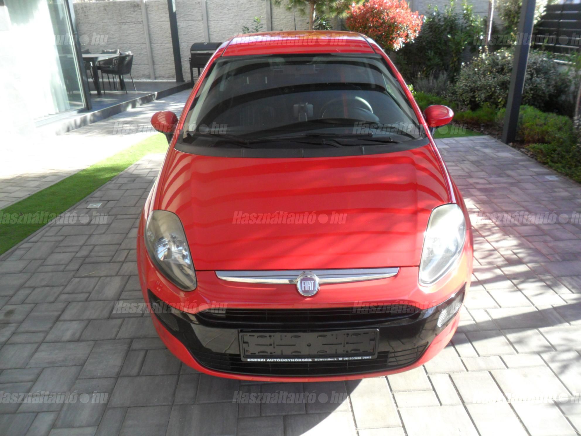 FIAT PUNTO 2011/6 - 1