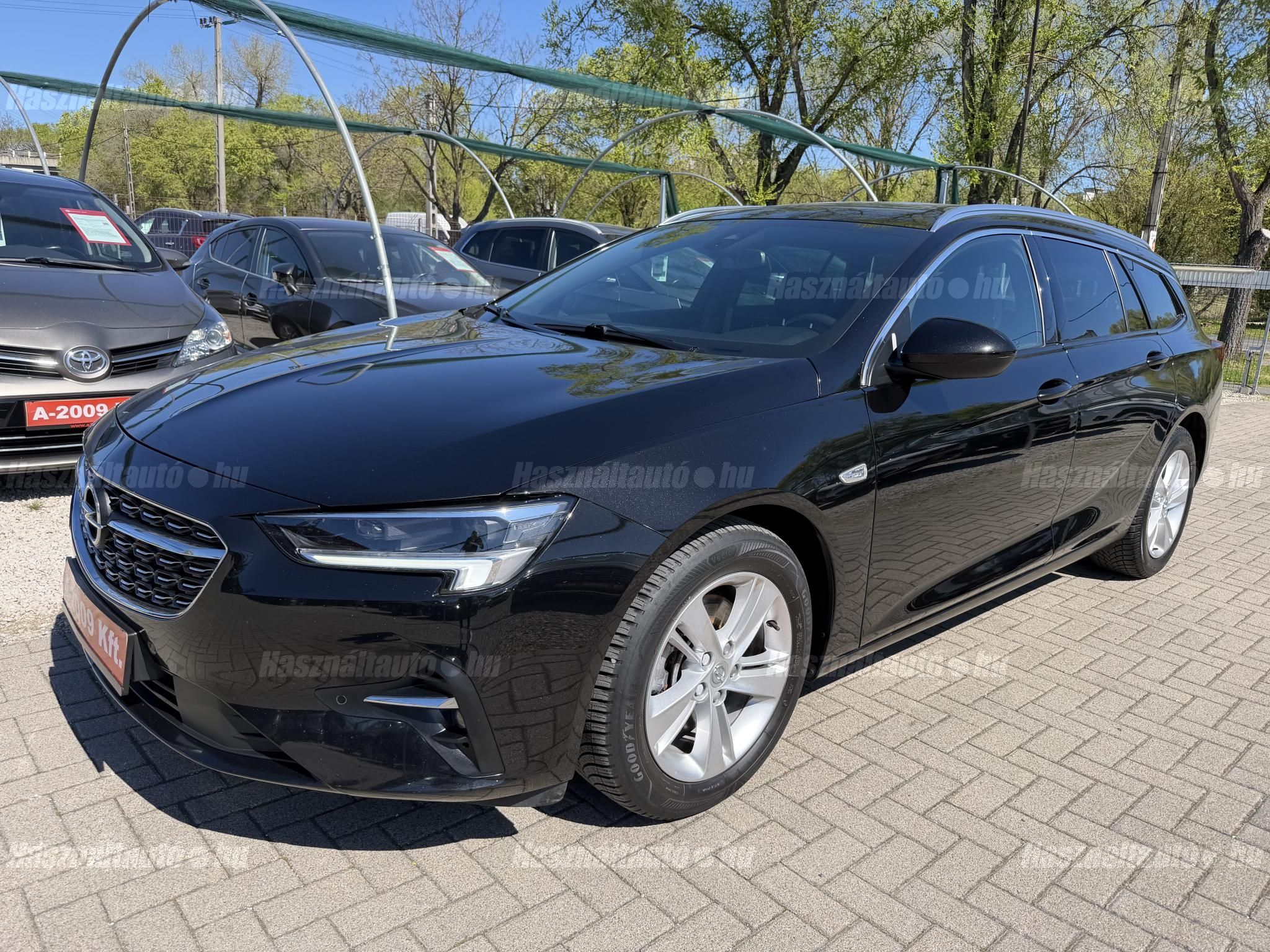 OPEL INSIGNIA 2021/8 - 1