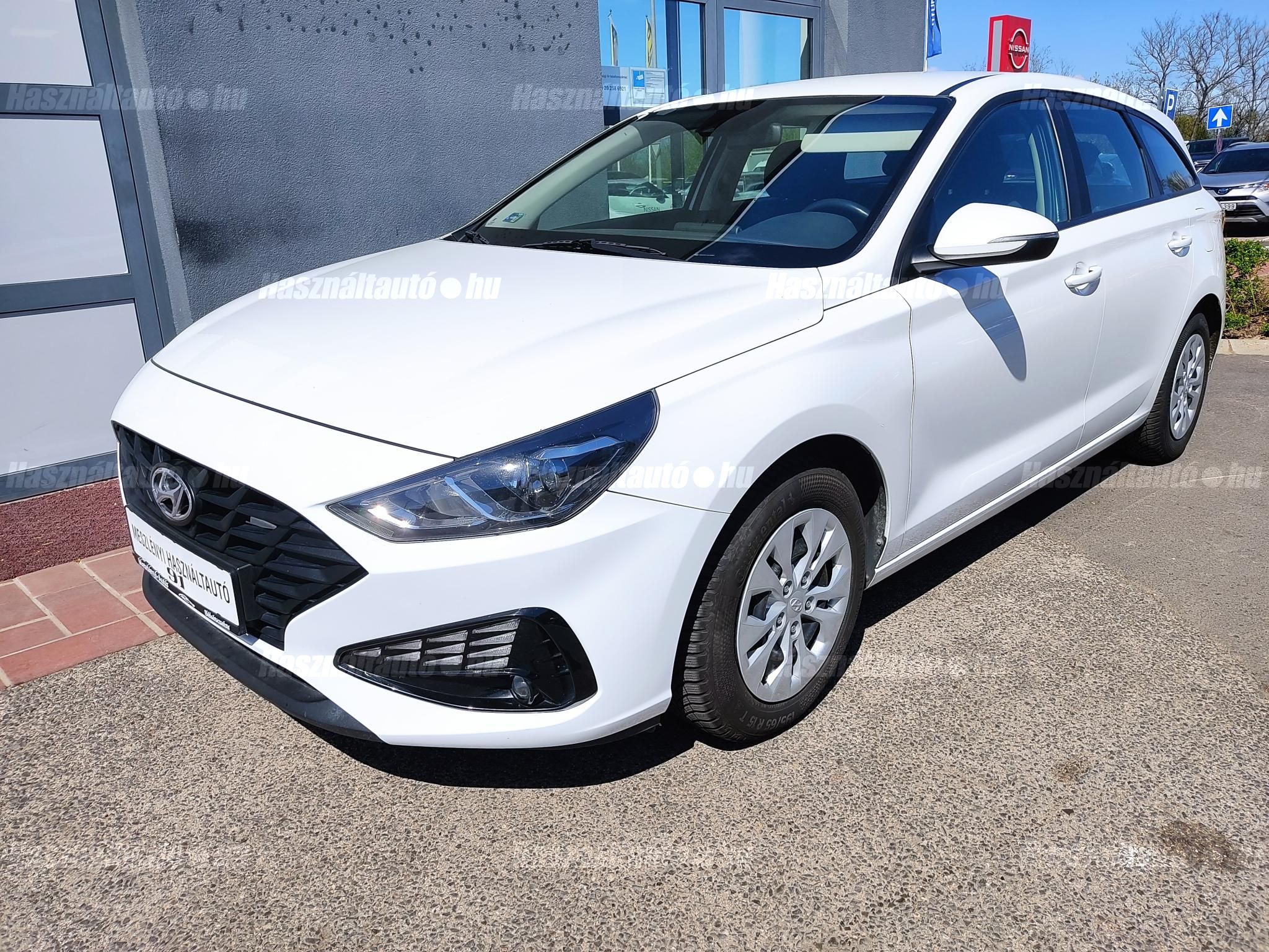 HYUNDAI I30 2021/12 - 1