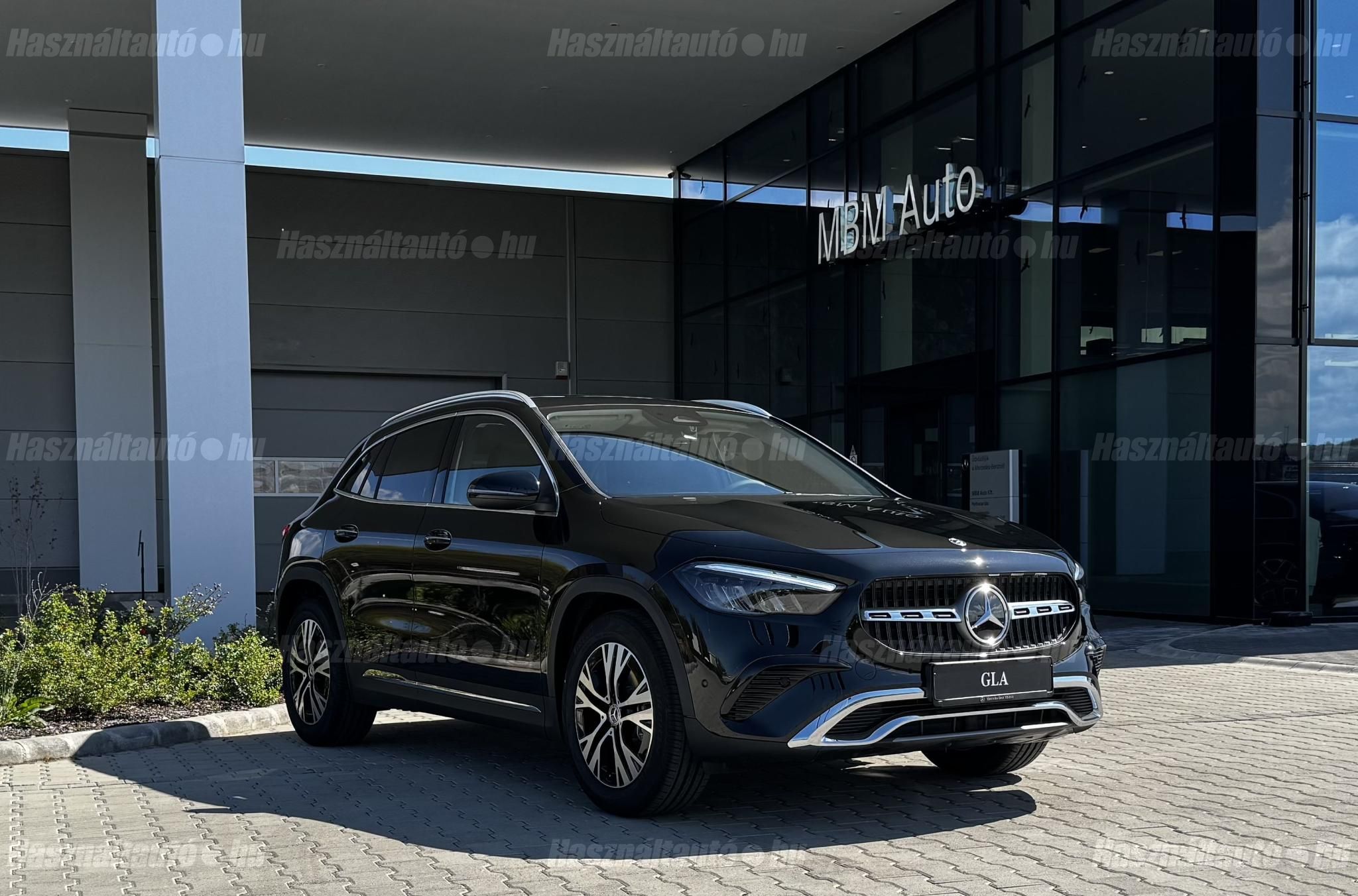 MERCEDES-BENZ GLA 200 2026 - 1