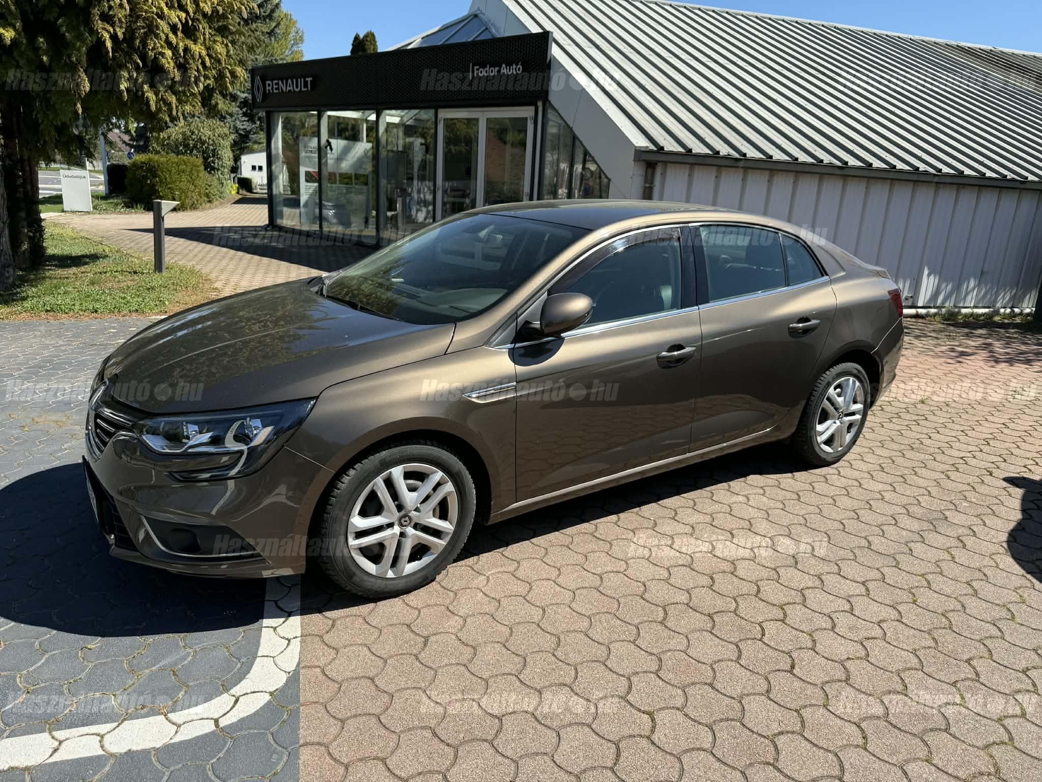 RENAULT MEGANE 2018/8 - 1