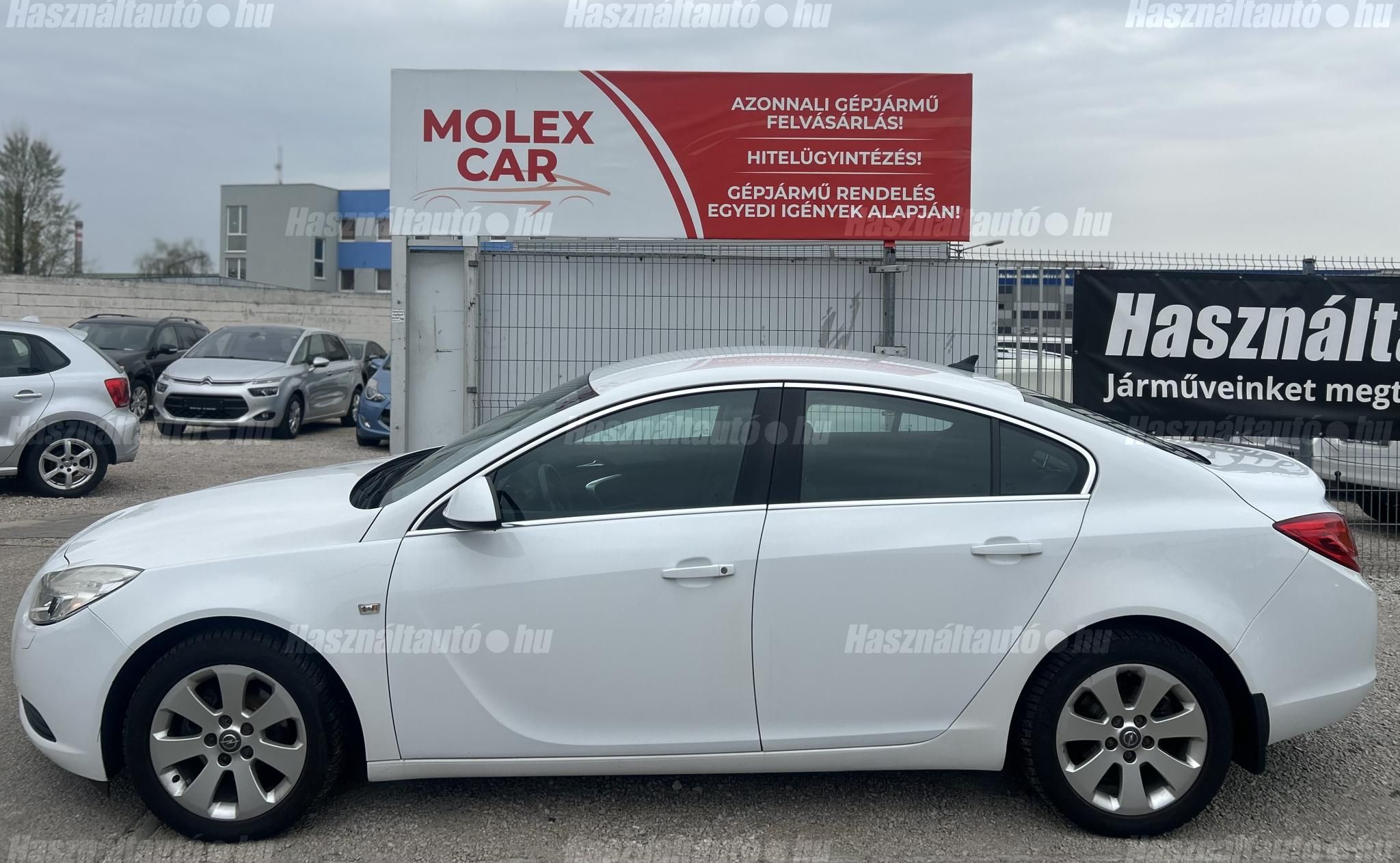 OPEL INSIGNIA 2010/9 - 1