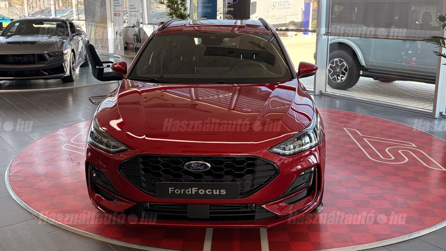 FORD FOCUS 2026 - 1