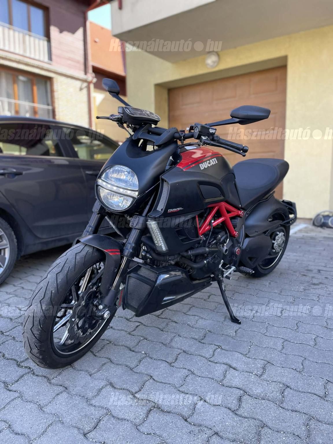 DUCATI DIAVEL 2011/6 - 1