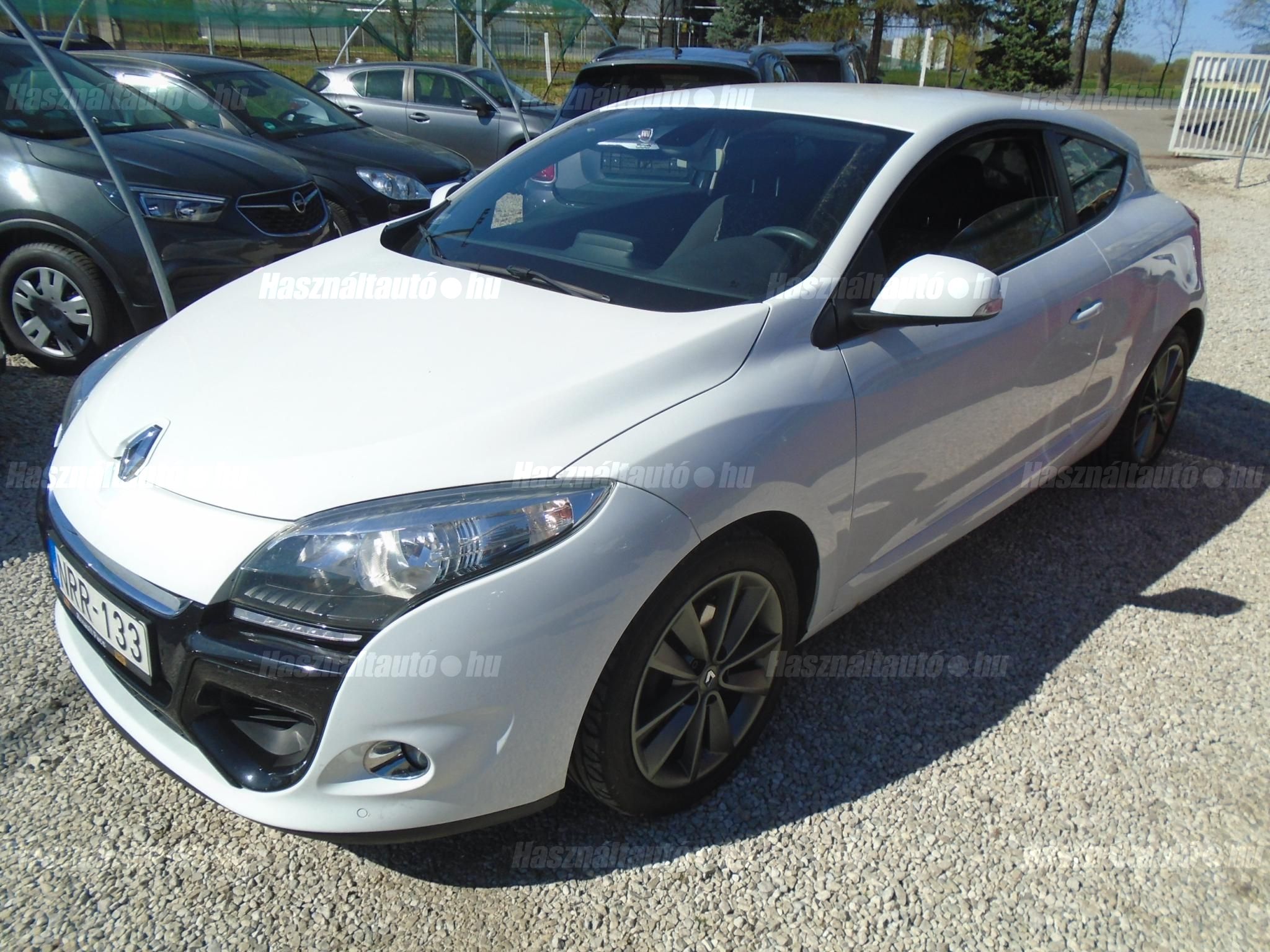 RENAULT MEGANE 2012/10 - 1