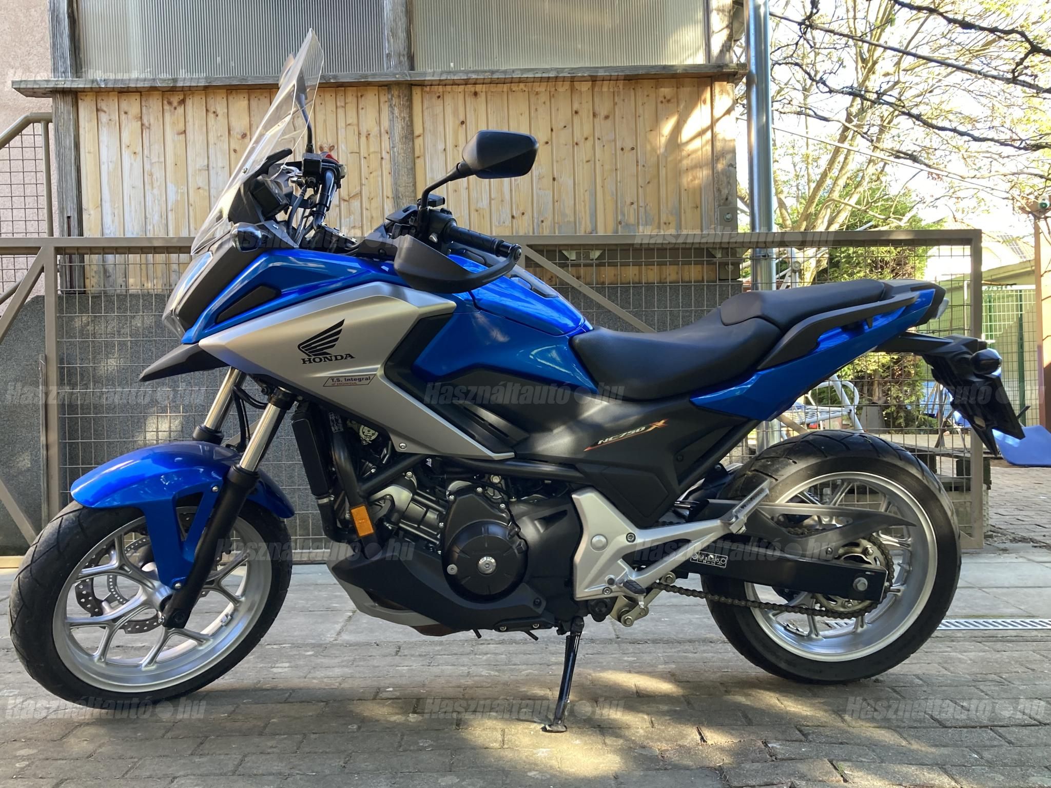 HONDA NC 750 XD 2018 - 1