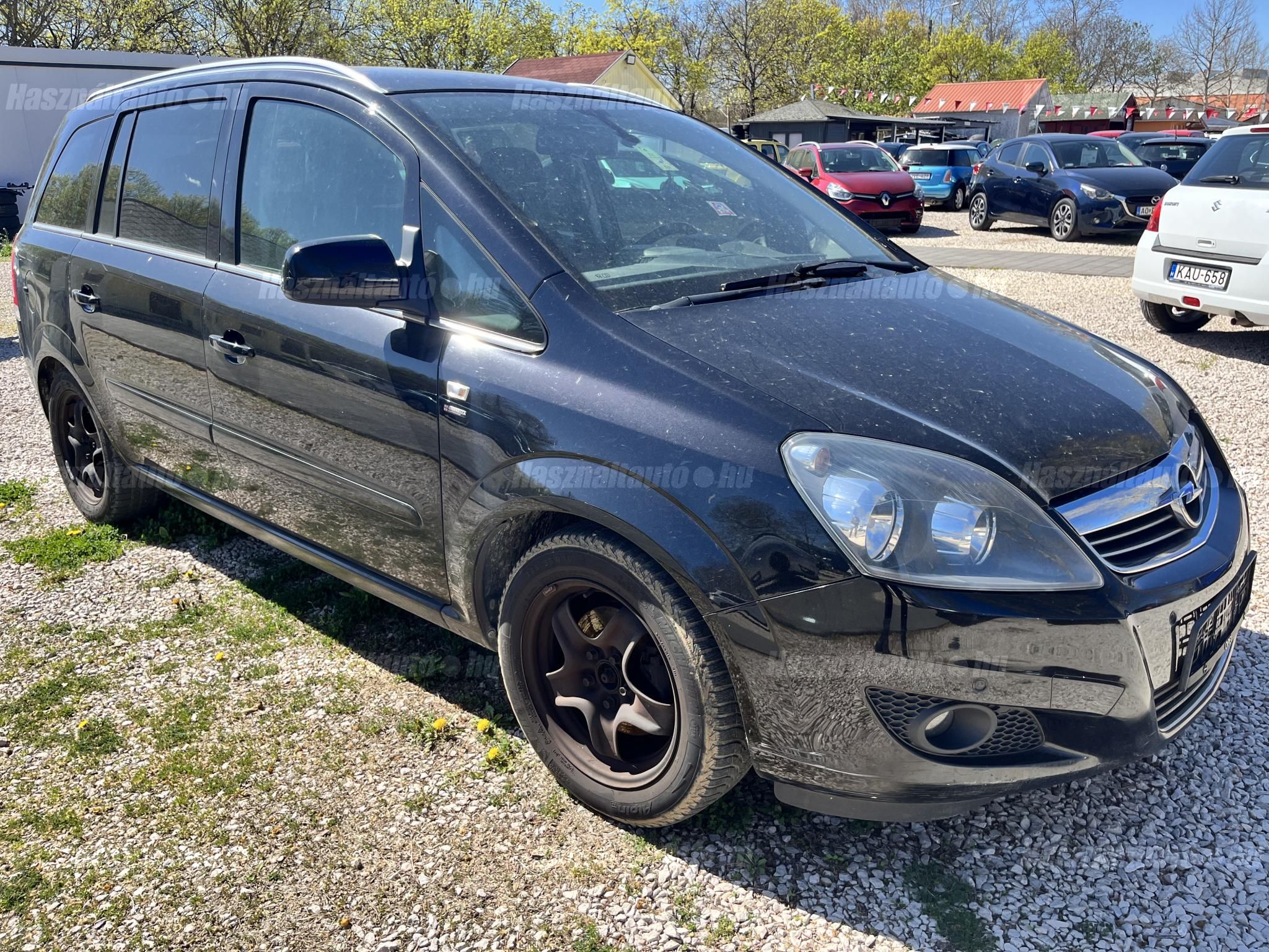 OPEL ZAFIRA B 2011/8 - 1