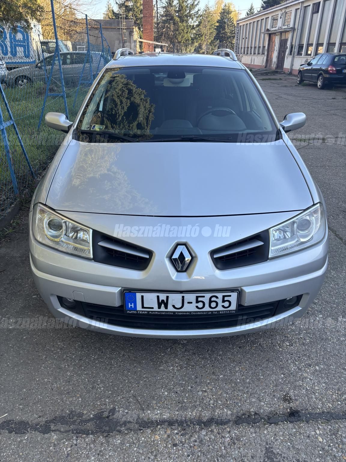RENAULT MEGANE 2008 - 1