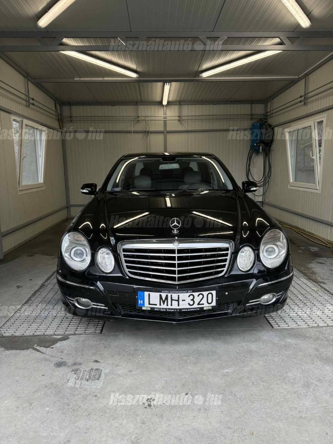 MERCEDES-BENZ E 320 2008/6 - 1