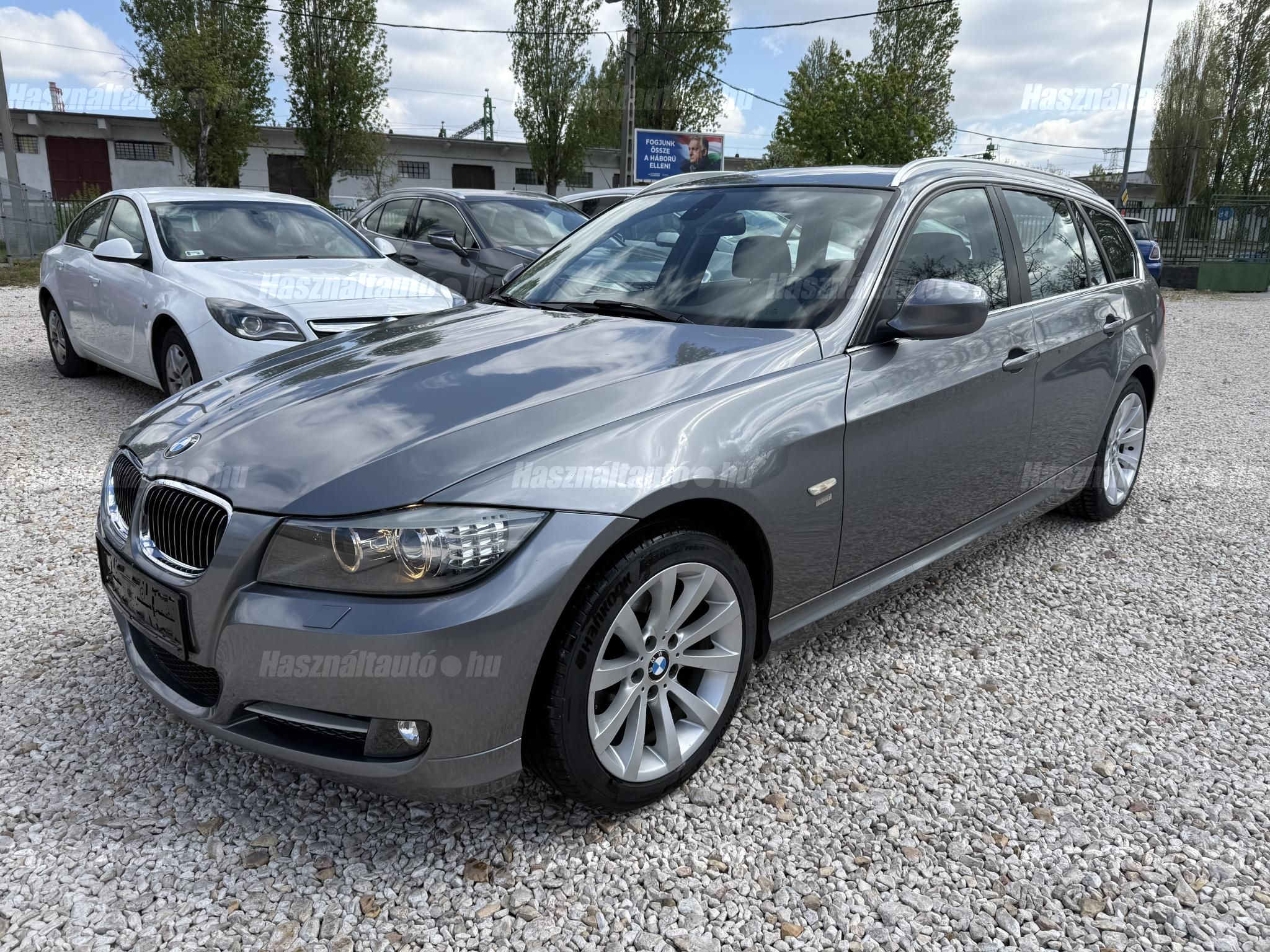BMW 318 2011/5 - 1