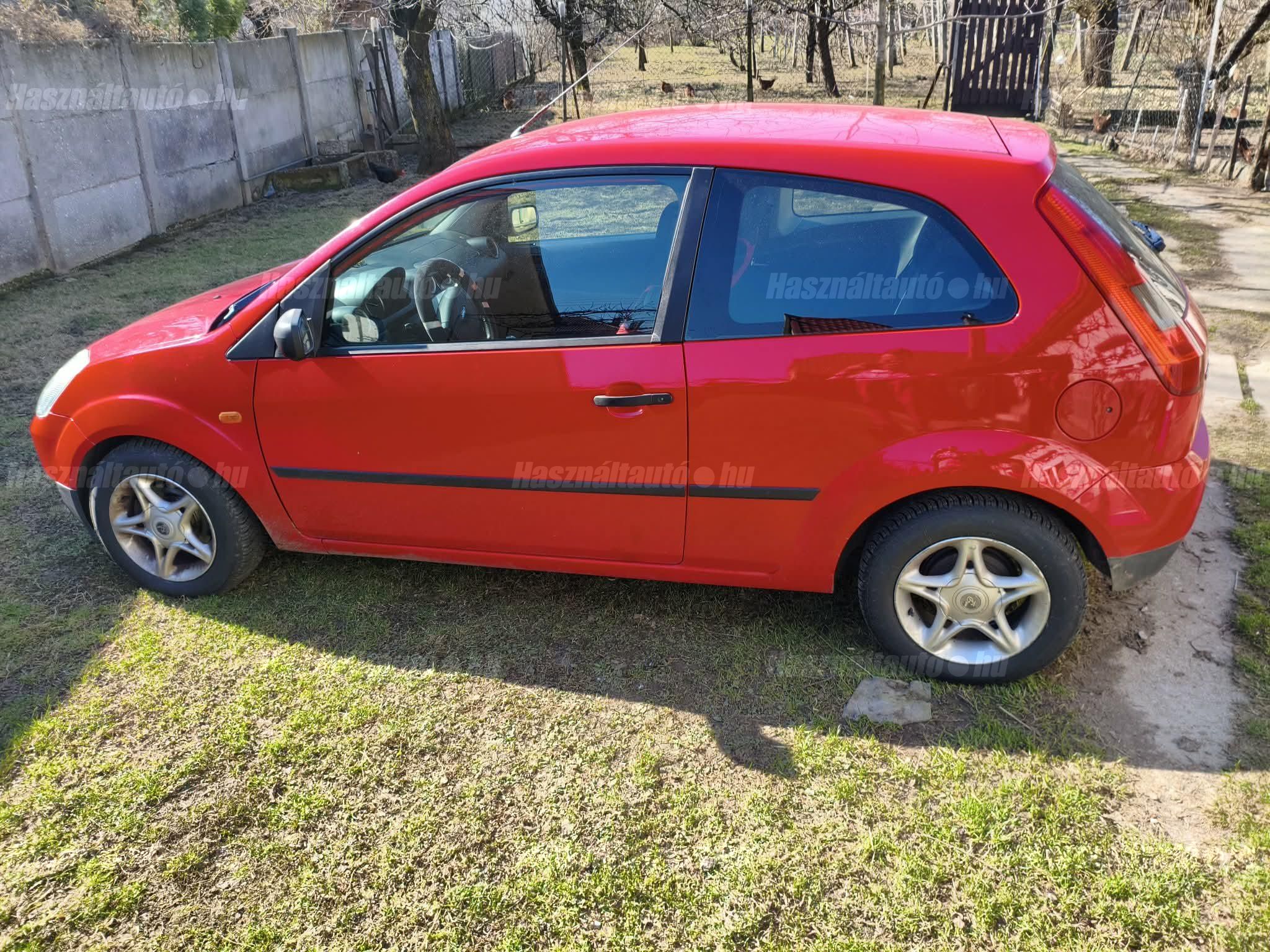 FORD FIESTA 2004/3 - 1