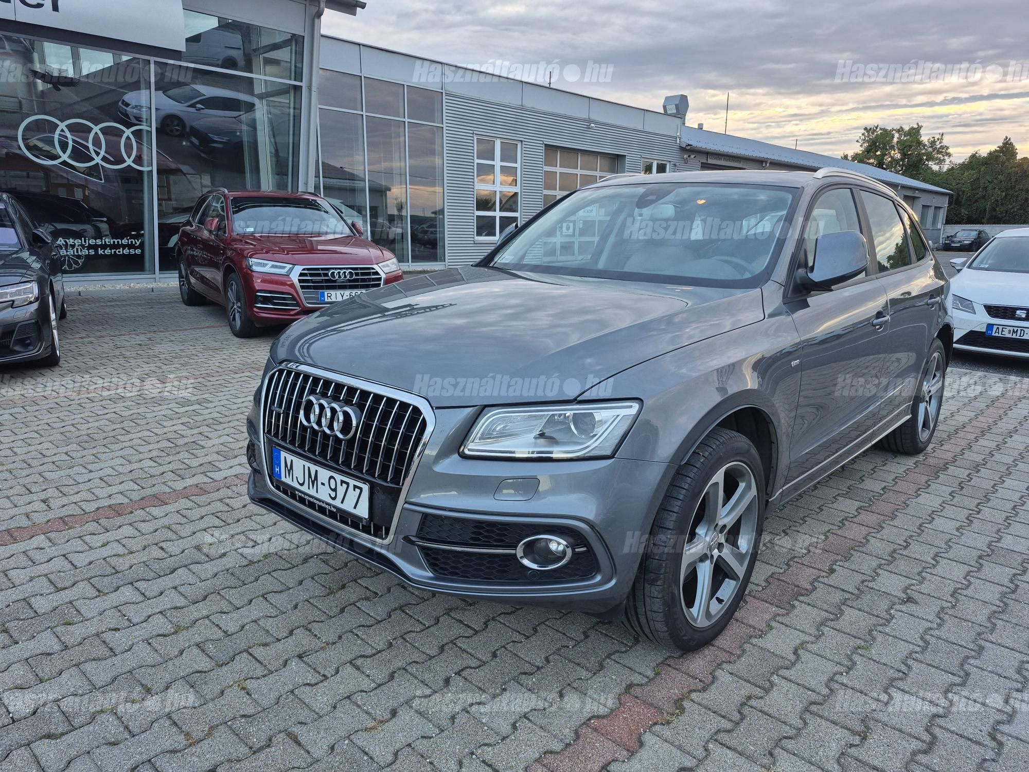 AUDI Q5 2013/6 - 1