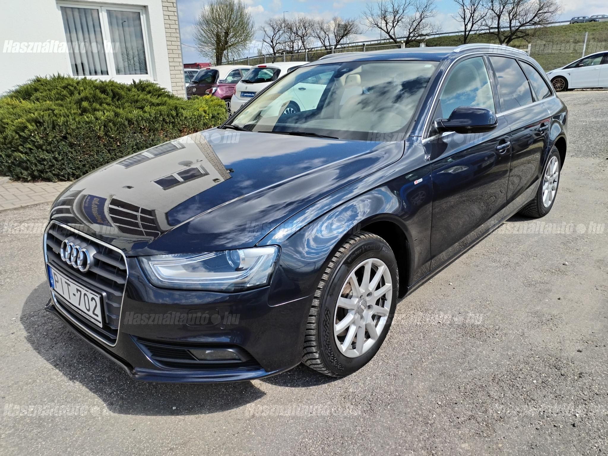 AUDI A4 2014/10 - 1