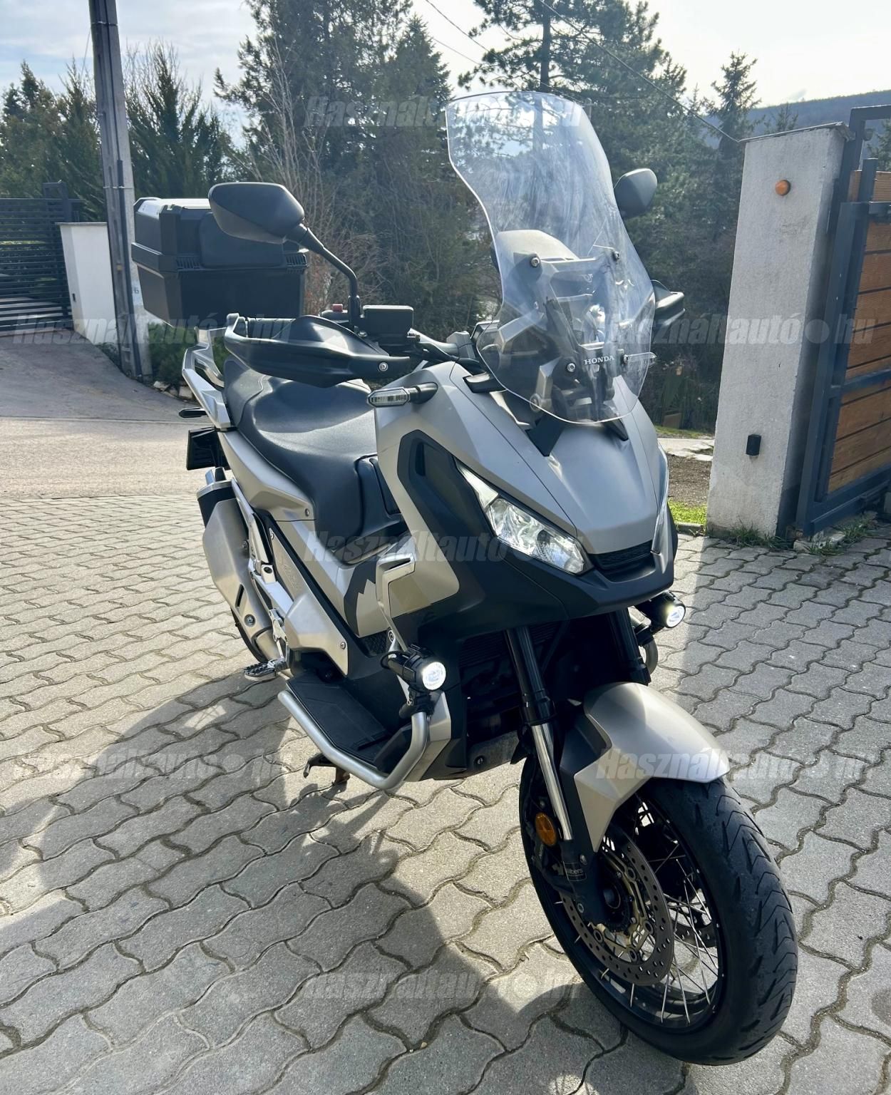 HONDA X-ADV 2020 - 1