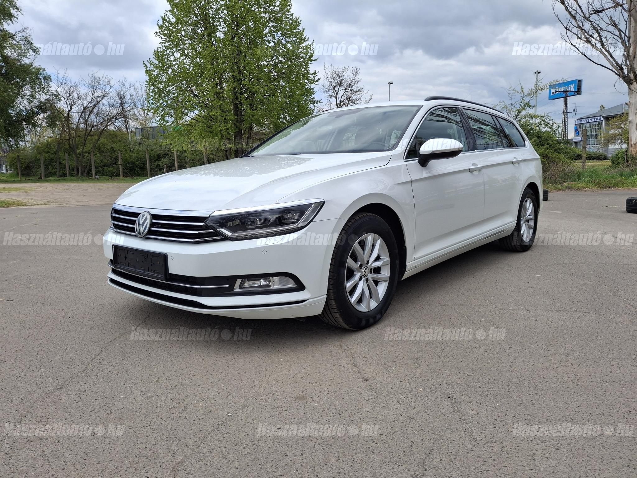 VOLKSWAGEN PASSAT VIII 2015/3 - 1