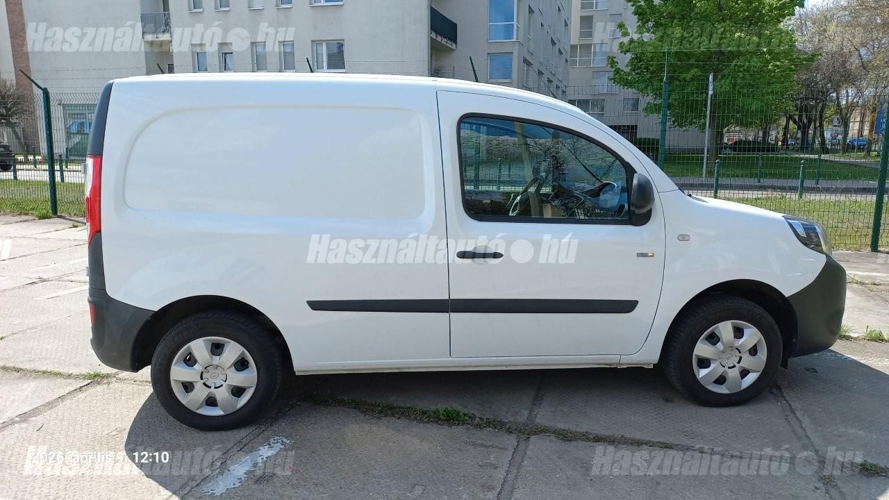 RENAULT KANGOO 2021/3 - 1