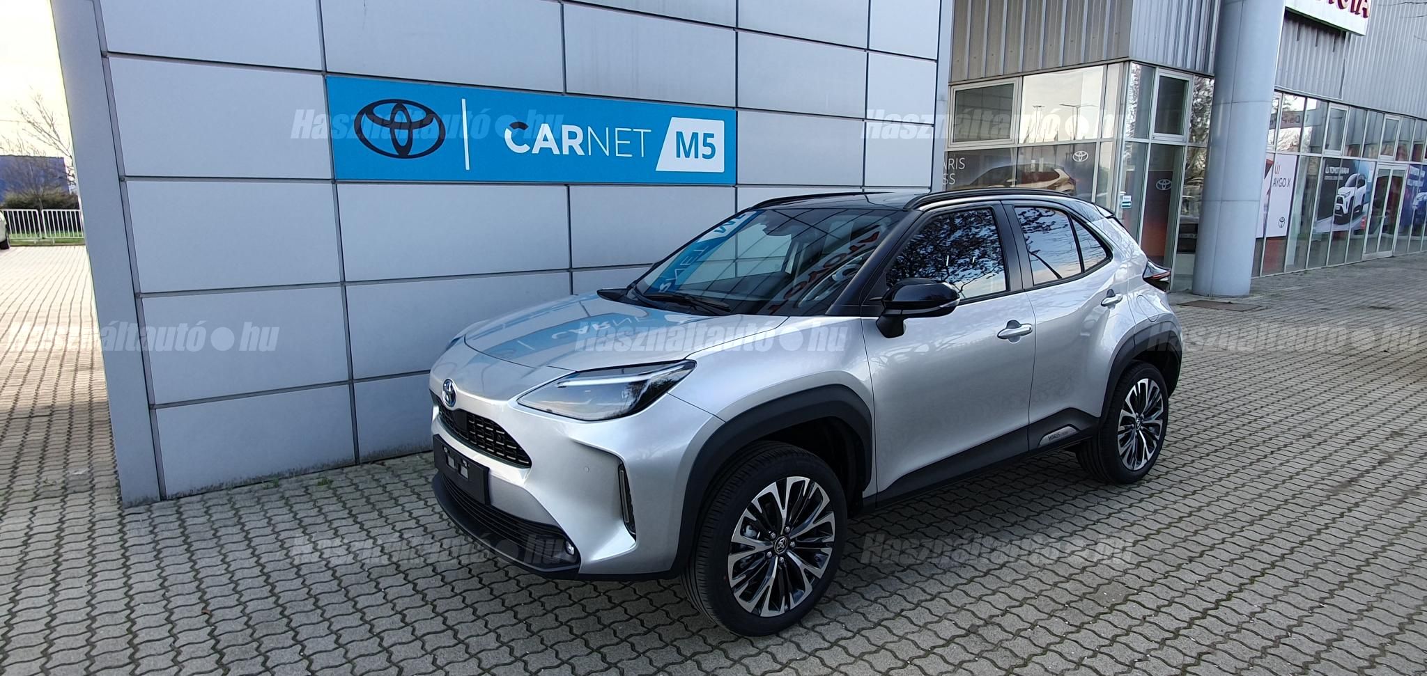 TOYOTA YARIS CROSS 2026/1 - 1