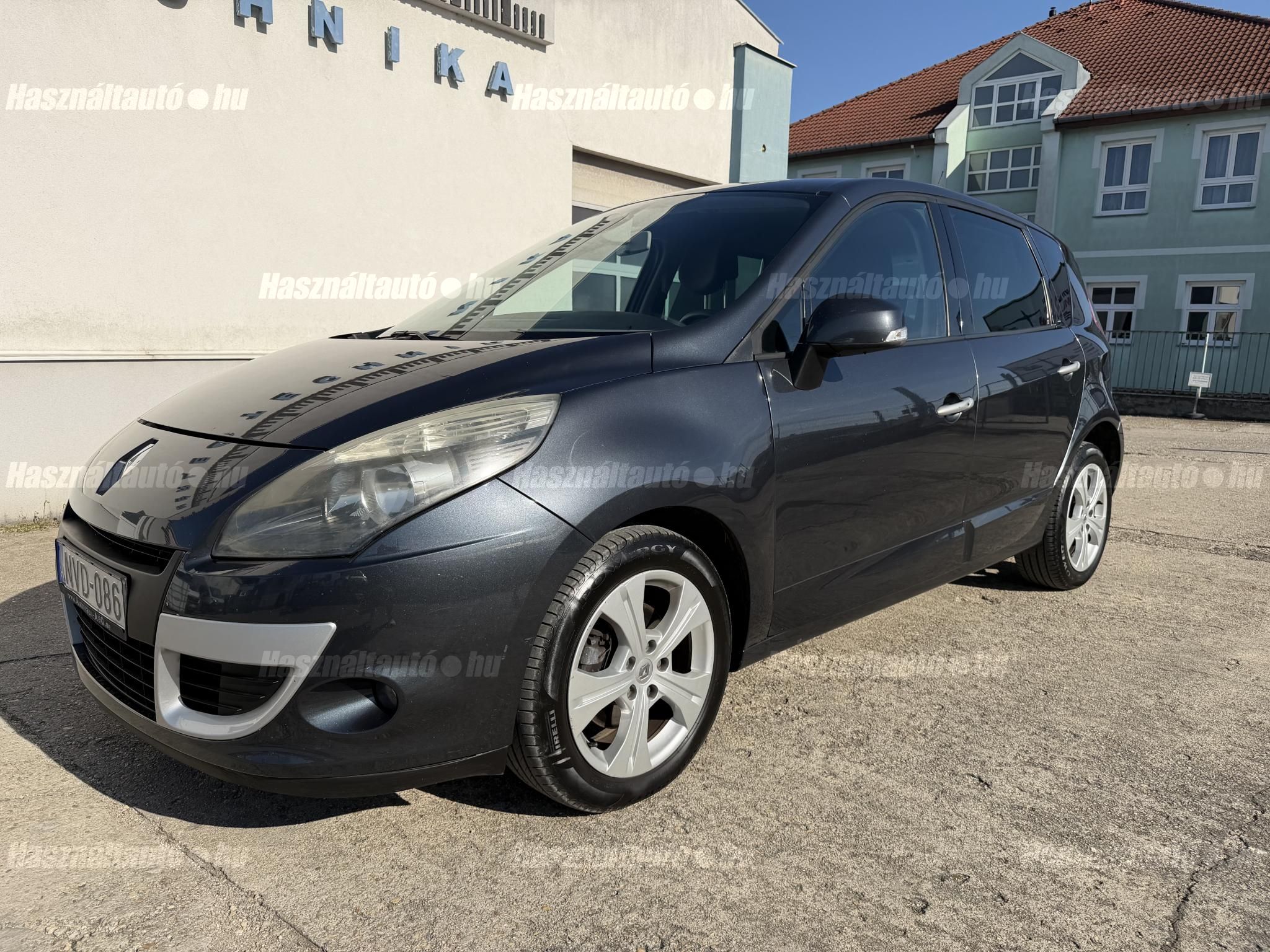 RENAULT SCENIC 2011/10 - 1