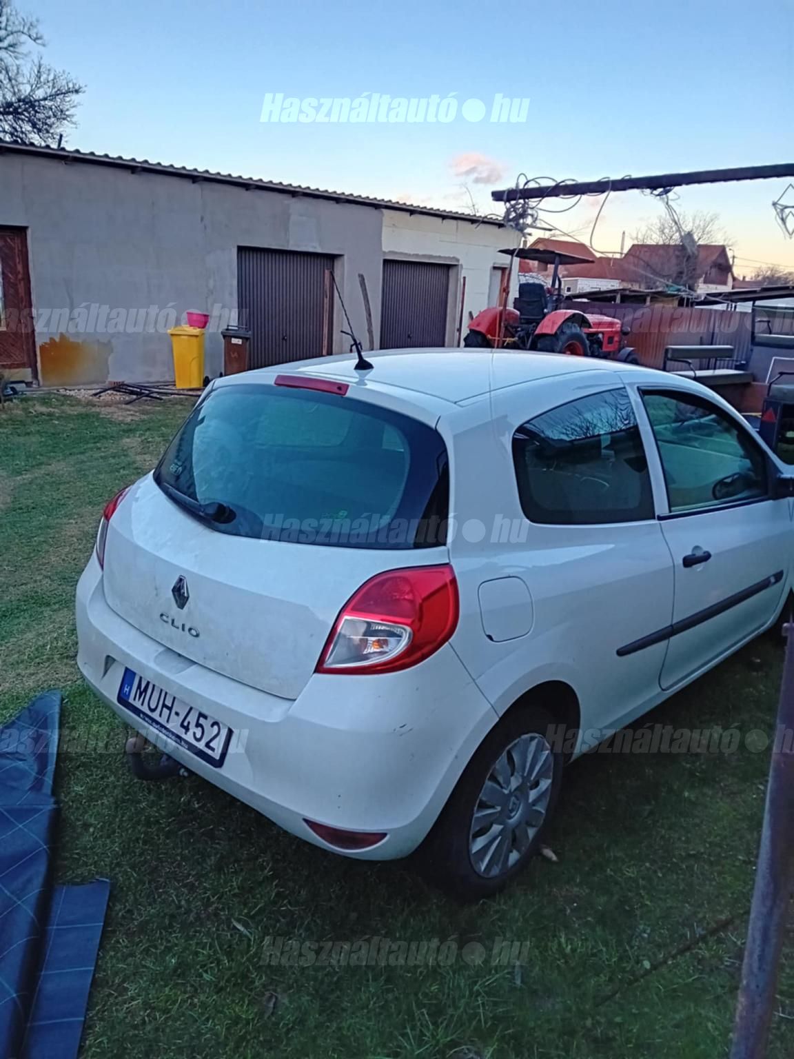 RENAULT CLIO 2010/11 - 1