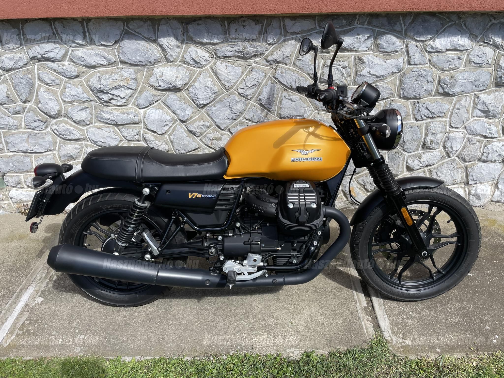 MOTO GUZZI V7 2018/5 - 1