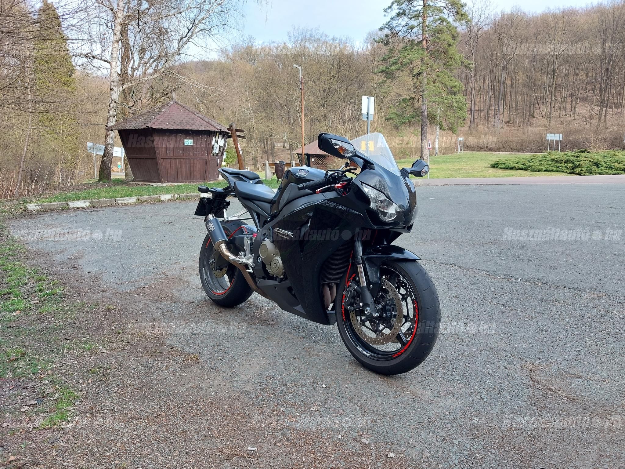 HONDA CBR 1000 RR 2008/4 - 1
