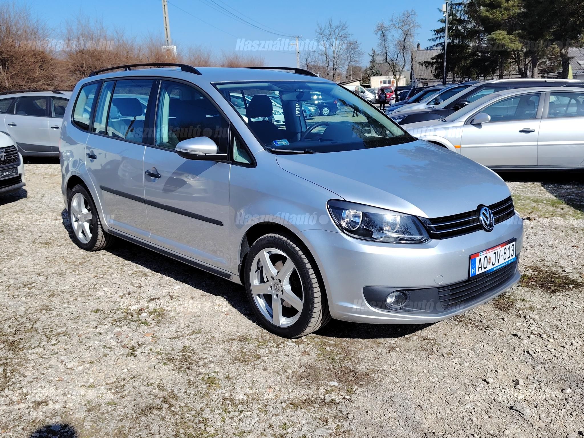 VOLKSWAGEN TOURAN 2015/10 - 1