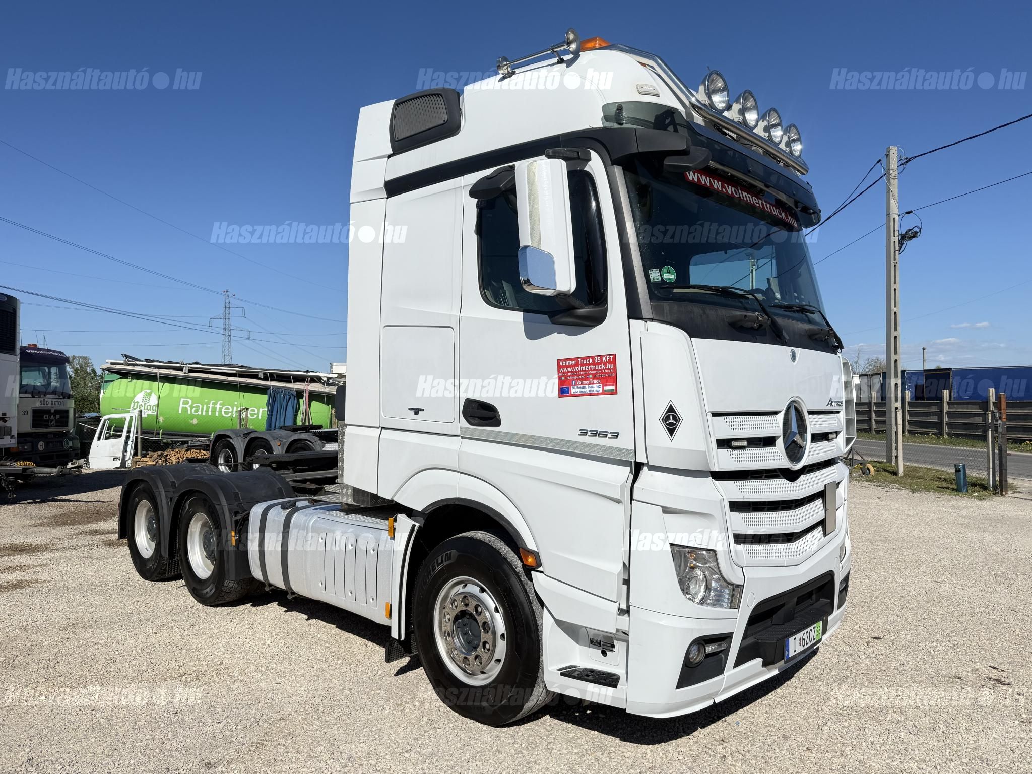 MERCEDES-BENZ 2015 - 1