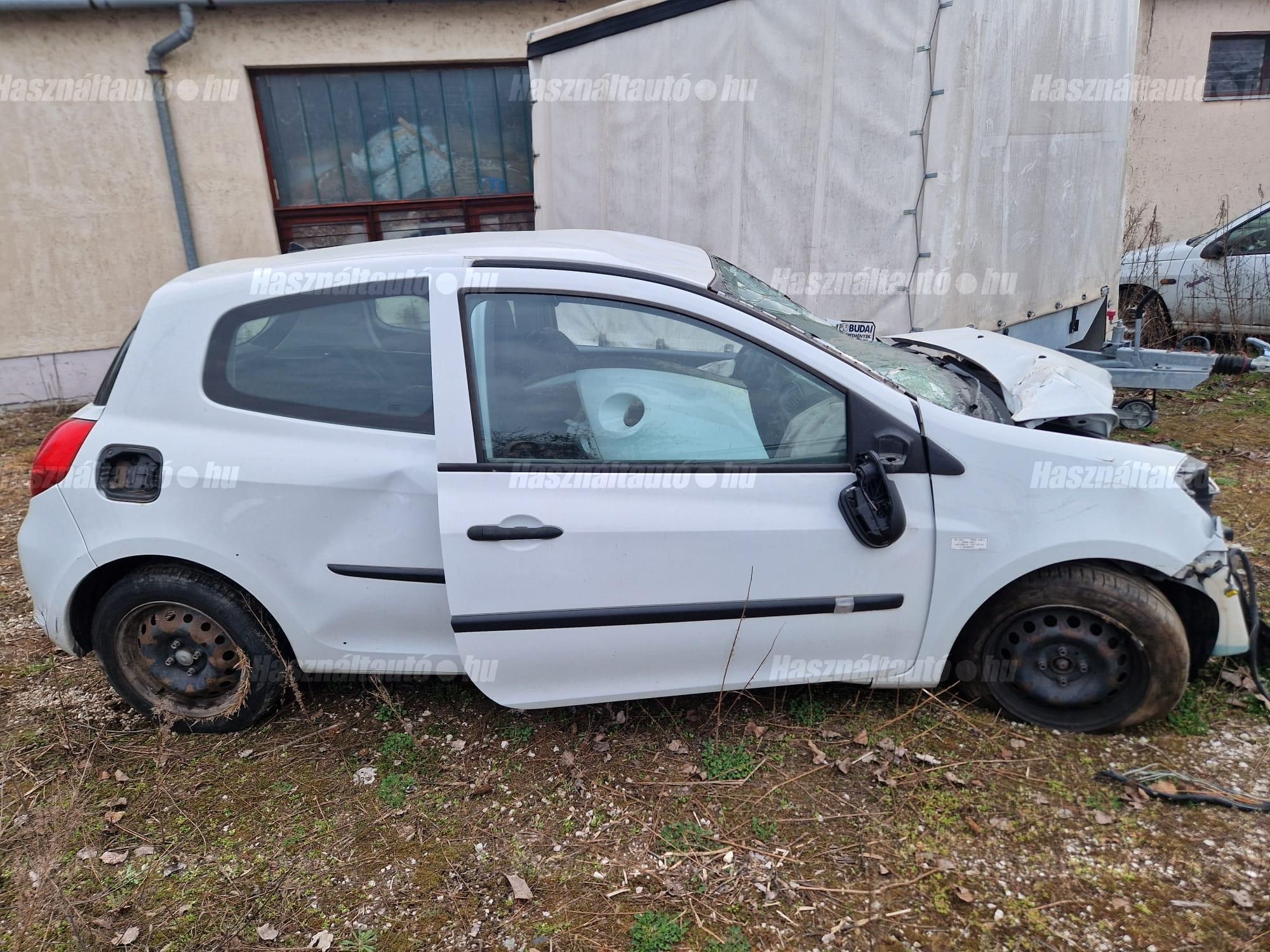 RENAULT CLIO 2013/3 - 1