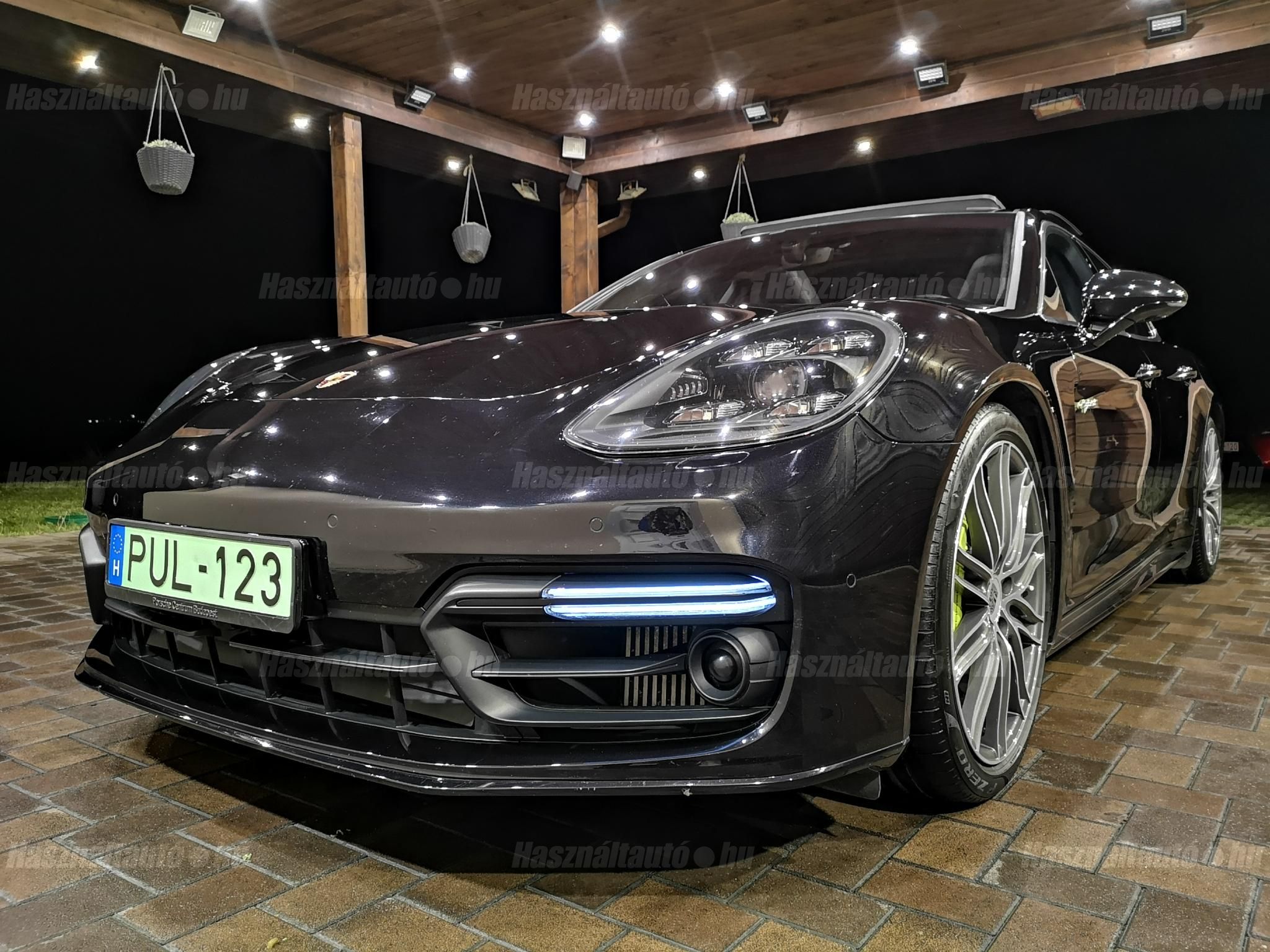 PORSCHE PANAMERA 2018/3 - 1