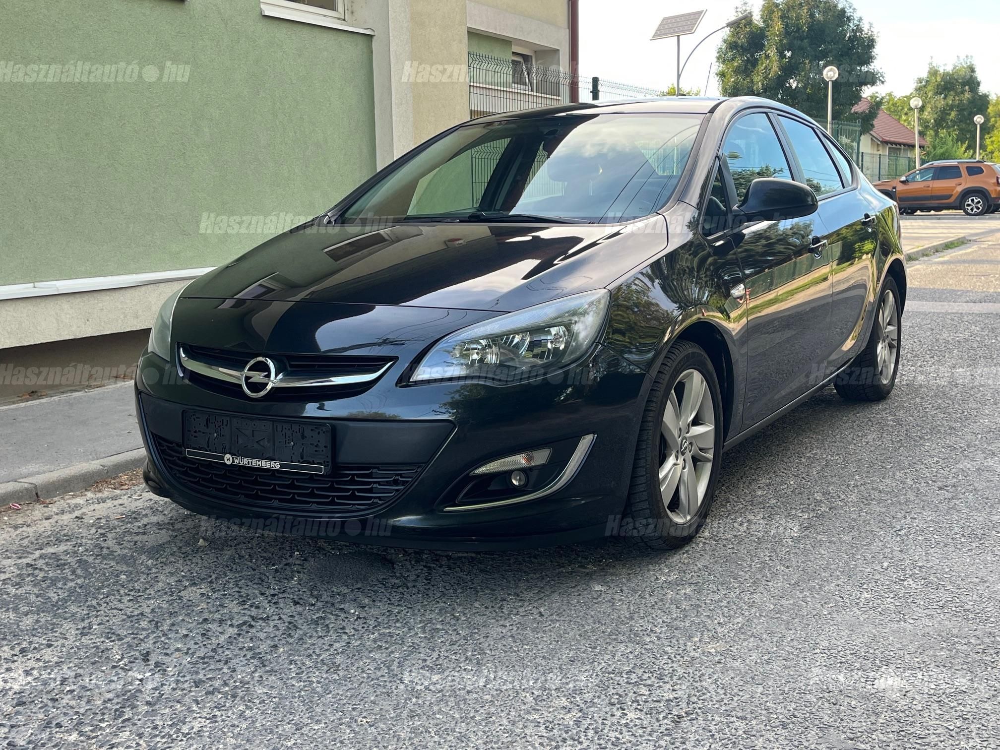 OPEL ASTRA J 2014/2 - 1