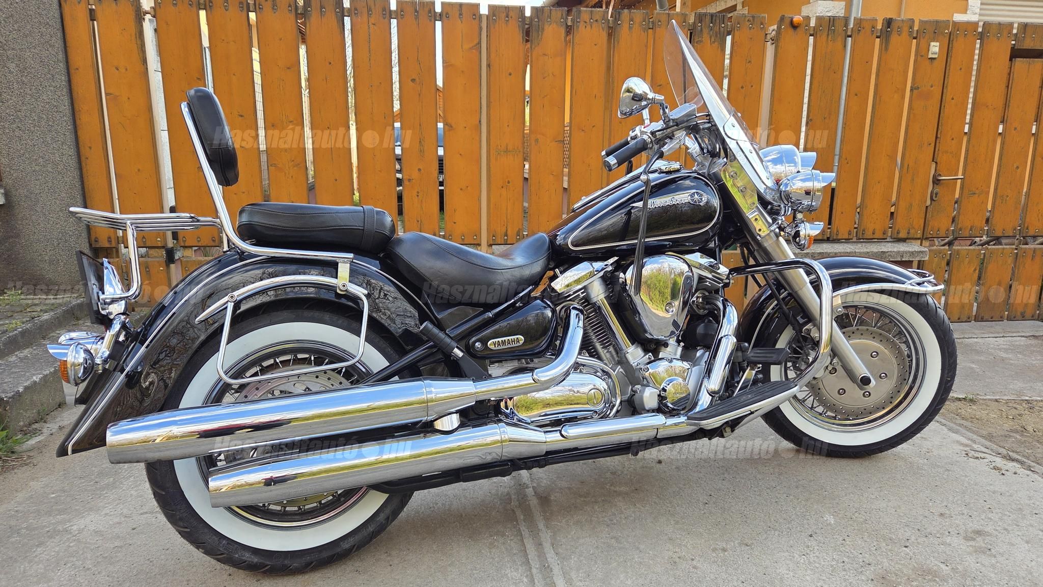 YAMAHA XV 1600 WILD STAR 2004 - 1