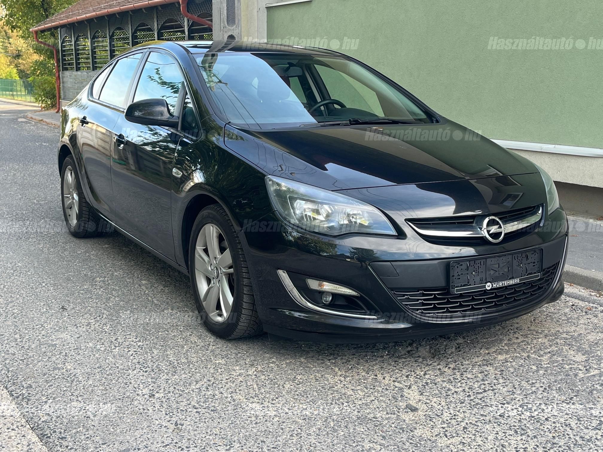 OPEL ASTRA J 2014/2 - 1
