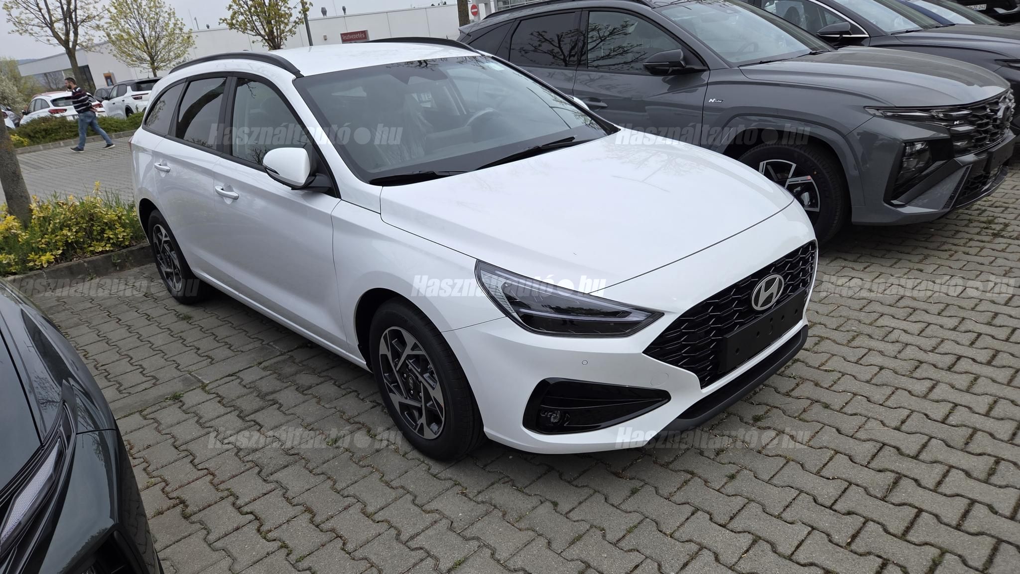 HYUNDAI I30 2026 - 1