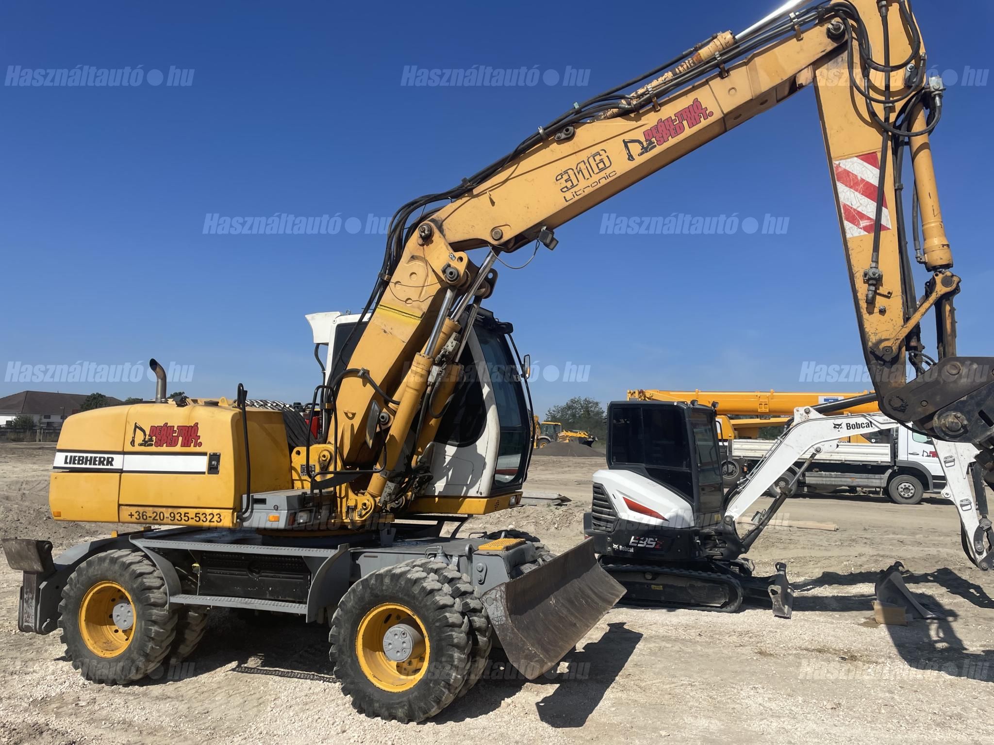 LIEBHERR 2003 - 1