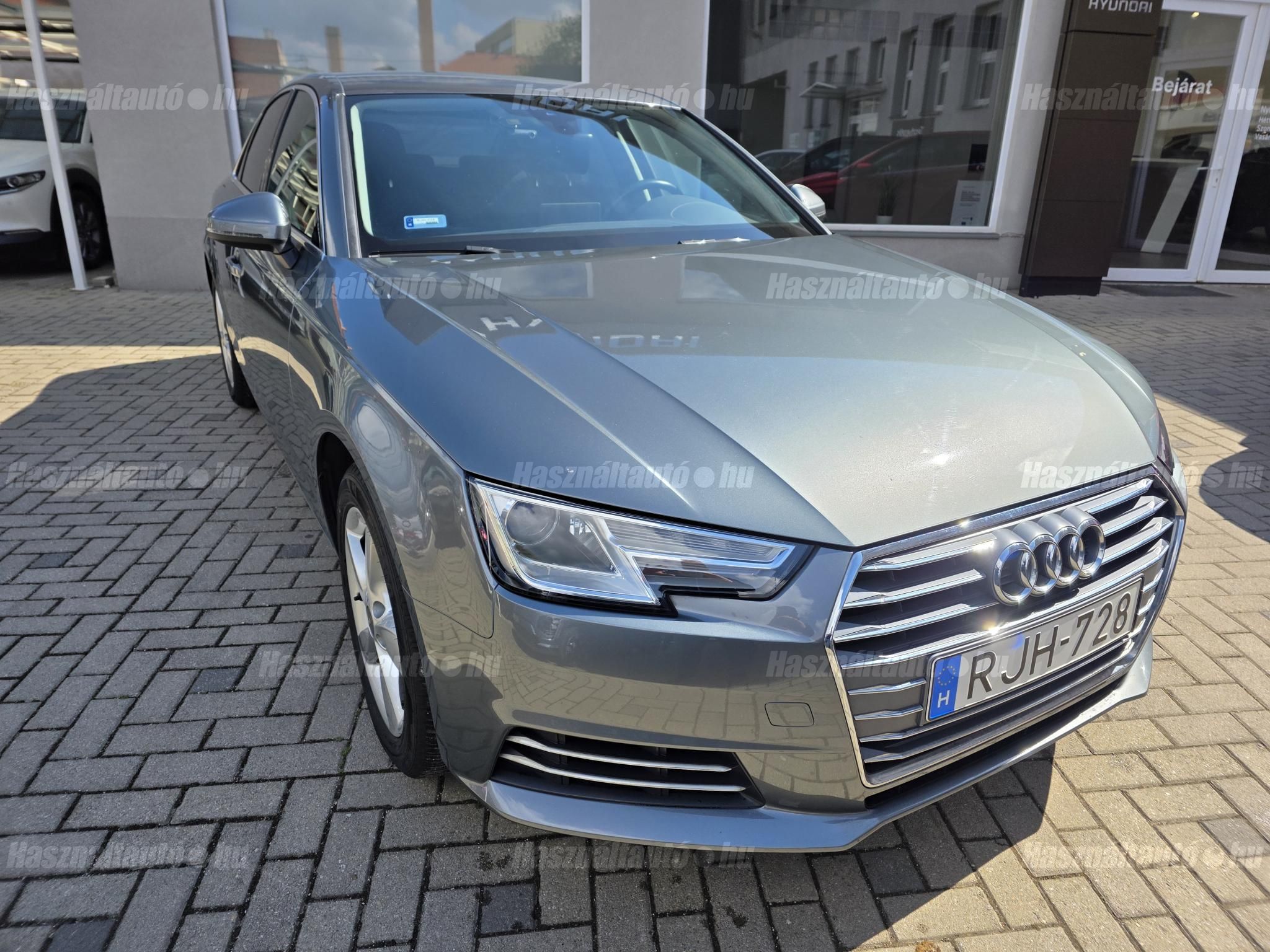 AUDI A4 2018/2 - 1
