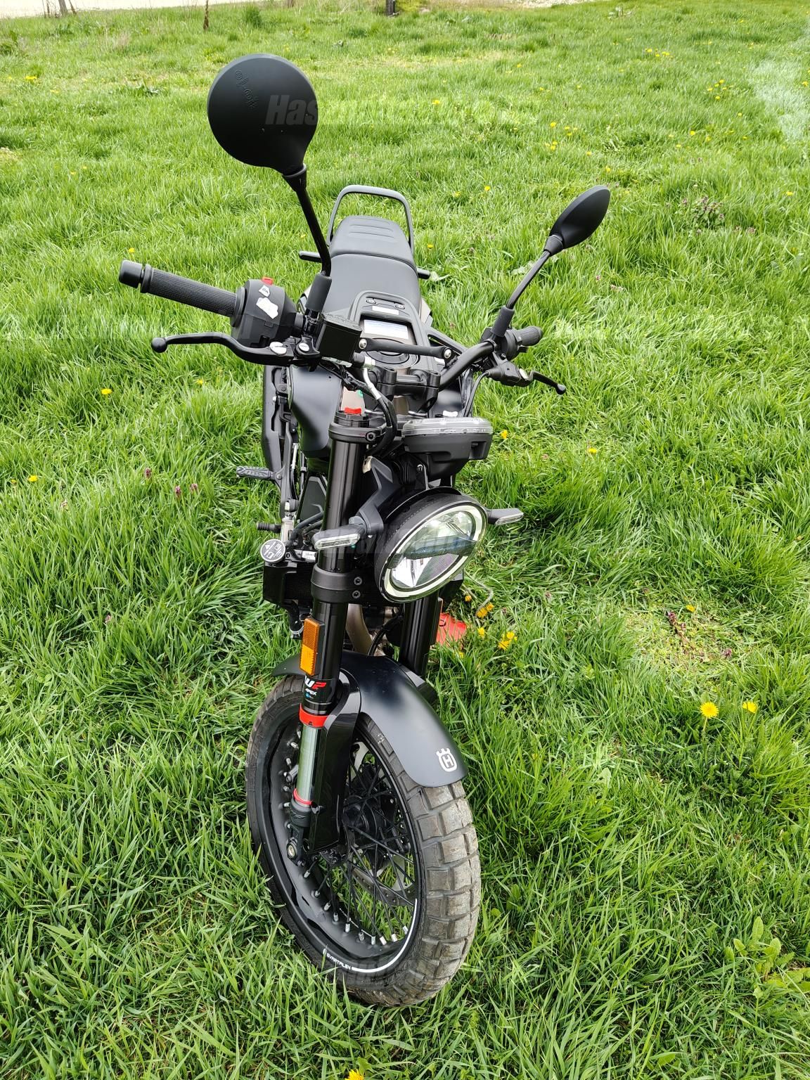 HUSQVARNA SVARTPILEN 401 2023 - 1